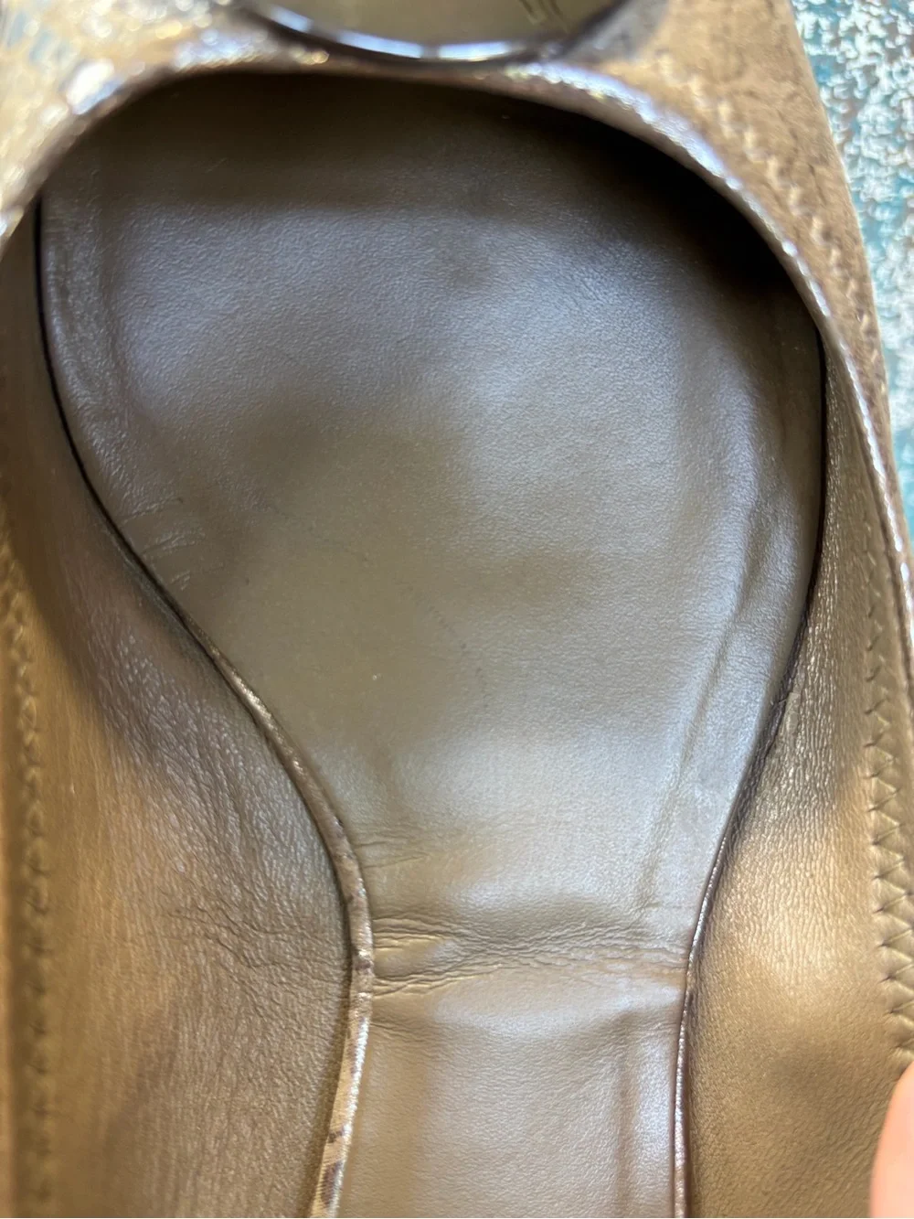 Tory Burch Late 2000’s Classic Metallic Silver Snakeskin Ballet Flats Sz 11 GUC